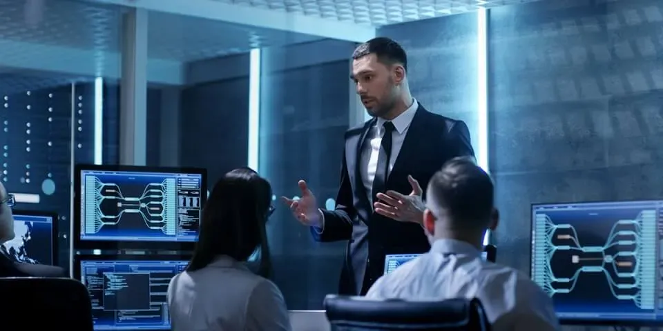  از روش‌های ساختاریافته (structured methods) برای حل مساله استفاده کنید